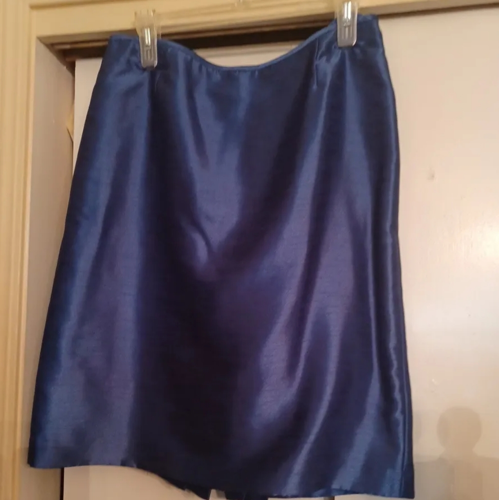 Tahari Arthur S. Levine LUXE Beaded Blue 2 Piece Skirt Suit - Picture 6 of 8